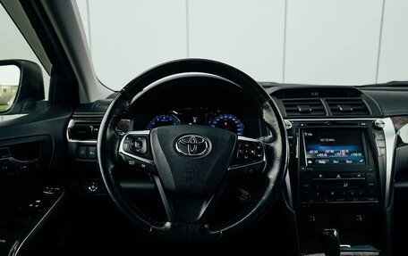 Toyota Camry, 2016 год, 1 800 000 рублей, 17 фотография