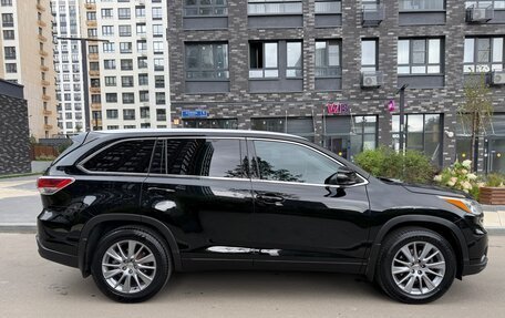 Toyota Highlander III, 2014 год, 2 660 000 рублей, 4 фотография
