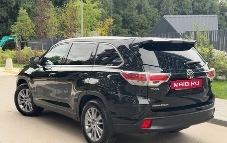 Toyota Highlander III, 2014 год, 2 660 000 рублей, 7 фотография