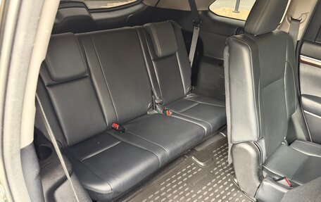 Toyota Highlander III, 2014 год, 2 660 000 рублей, 31 фотография