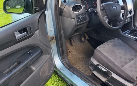 Ford Focus II рестайлинг, 2005 год, 310 000 рублей, 15 фотография
