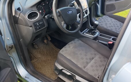 Ford Focus II рестайлинг, 2005 год, 310 000 рублей, 13 фотография