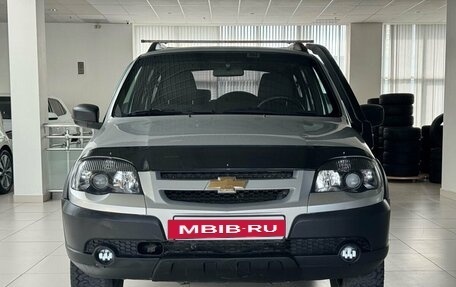Chevrolet Niva I рестайлинг, 2017 год, 470 000 рублей, 2 фотография
