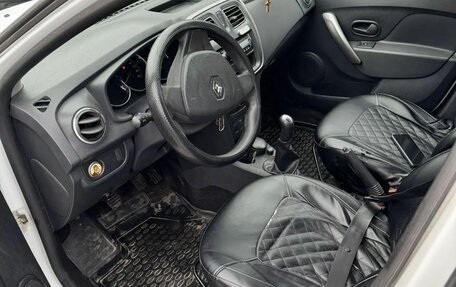 Renault Logan II, 2015 год, 475 000 рублей, 6 фотография