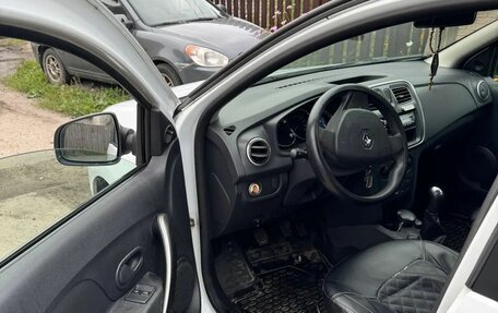 Renault Logan II, 2015 год, 475 000 рублей, 7 фотография
