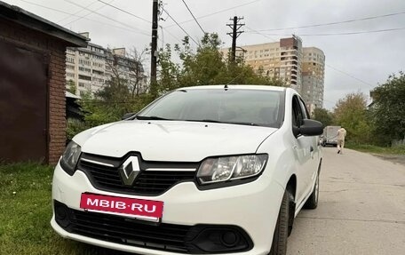 Renault Logan II, 2015 год, 475 000 рублей, 11 фотография