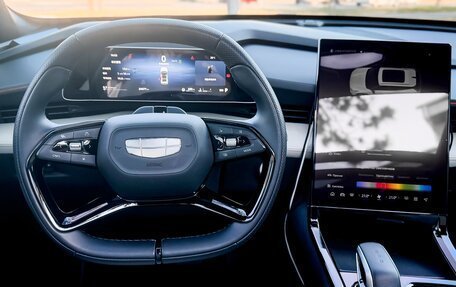 Geely Atlas, 2023 год, 2 370 000 рублей, 9 фотография