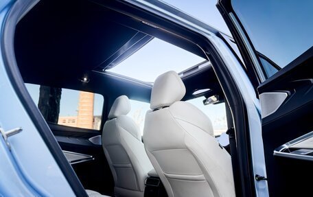 Geely Atlas, 2023 год, 2 370 000 рублей, 14 фотография