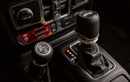 Jeep Wrangler, 2026 год, 16 998 000 рублей, 19 фотография