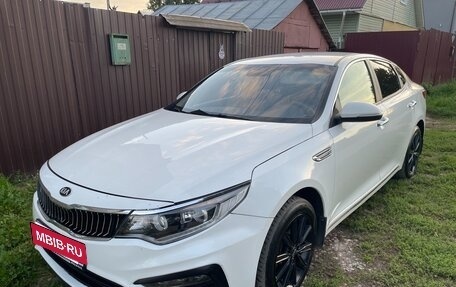 KIA Optima IV, 2018 год, 1 490 000 рублей, 2 фотография