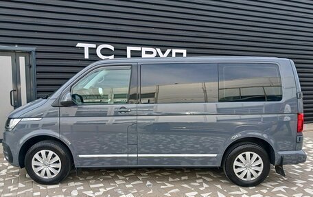 Volkswagen Caravelle T6 рестайлинг, 2021 год, 3 395 000 рублей, 8 фотография