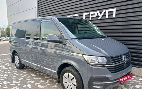 Volkswagen Caravelle T6 рестайлинг, 2021 год, 3 395 000 рублей, 6 фотография