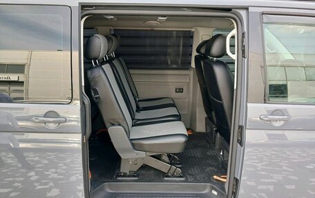 Volkswagen Caravelle T6 рестайлинг, 2021 год, 3 395 000 рублей, 25 фотография