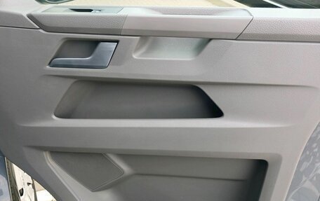 Volkswagen Caravelle T6 рестайлинг, 2021 год, 3 395 000 рублей, 28 фотография