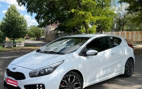 KIA cee'd GT II, 2015 год, 1 250 000 рублей, 1 фотография