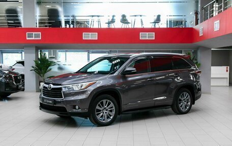 Toyota Highlander III, 2014 год, 2 450 000 рублей, 1 фотография