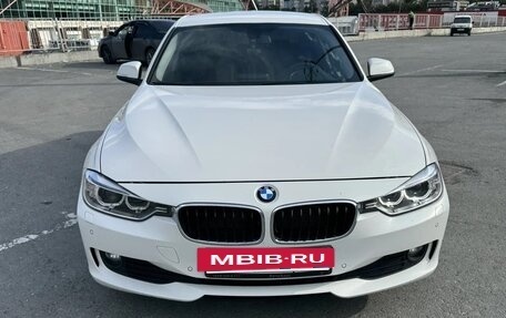 BMW 3 серия, 2014 год, 1 800 000 рублей, 21 фотография