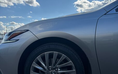 Lexus ES VII, 2020 год, 3 950 000 рублей, 13 фотография