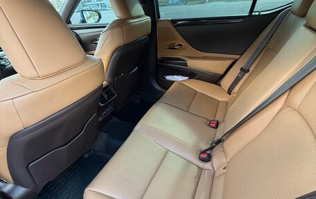 Lexus ES VII, 2020 год, 3 950 000 рублей, 17 фотография
