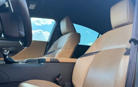 Lexus ES VII, 2020 год, 3 950 000 рублей, 19 фотография