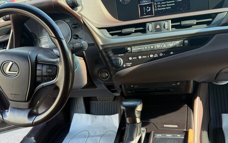 Lexus ES VII, 2020 год, 3 950 000 рублей, 20 фотография