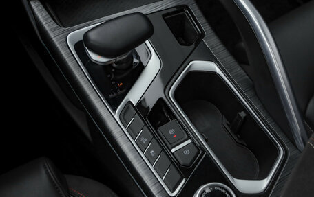 Geely Tugella FY11, 2023 год, 2 676 000 рублей, 24 фотография