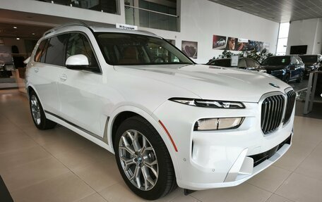 BMW X7, 2024 год, 16 000 000 рублей, 4 фотография