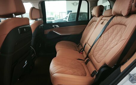 BMW X7, 2024 год, 16 000 000 рублей, 22 фотография