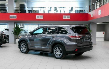 Toyota Highlander III, 2014 год, 2 450 000 рублей, 4 фотография