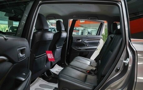 Toyota Highlander III, 2014 год, 2 450 000 рублей, 7 фотография
