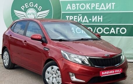 KIA Rio III рестайлинг, 2013 год, 760 000 рублей, 2 фотография