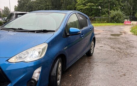 Toyota Aqua I, 2015 год, 749 999 рублей, 6 фотография