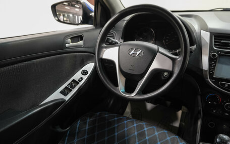Hyundai Solaris II рестайлинг, 2011 год, 599 000 рублей, 12 фотография