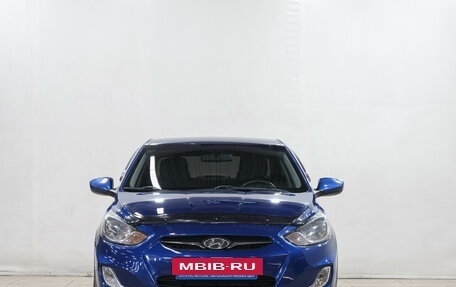 Hyundai Solaris II рестайлинг, 2011 год, 599 000 рублей, 2 фотография
