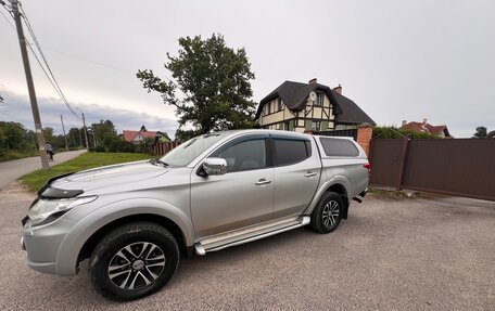 Mitsubishi L200 IV рестайлинг, 2017 год, 2 100 000 рублей, 2 фотография