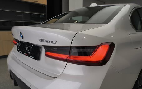 BMW 3 серия, 2024 год, 4 750 000 рублей, 10 фотография