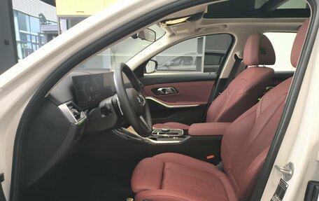 BMW 3 серия, 2024 год, 4 750 000 рублей, 15 фотография