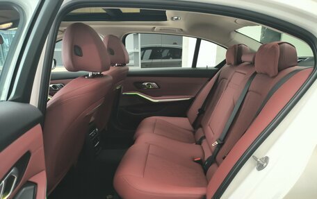 BMW 3 серия, 2024 год, 4 750 000 рублей, 19 фотография