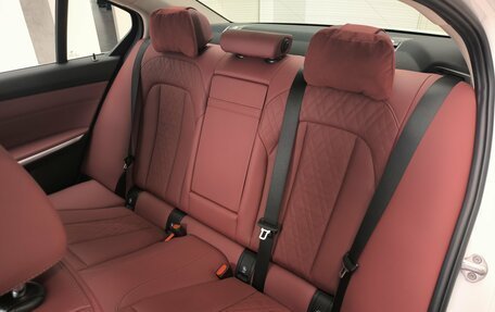 BMW 3 серия, 2024 год, 4 750 000 рублей, 20 фотография