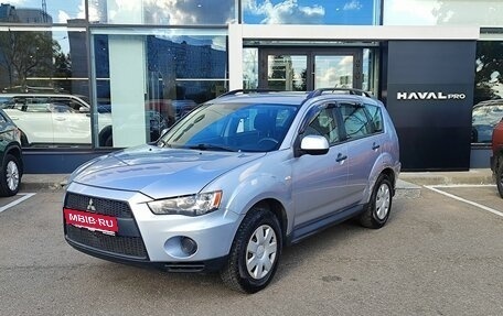 Mitsubishi Outlander III рестайлинг 3, 2009 год, 679 000 рублей, 1 фотография