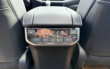 Toyota Highlander, 2026 год, 5 267 000 рублей, 26 фотография