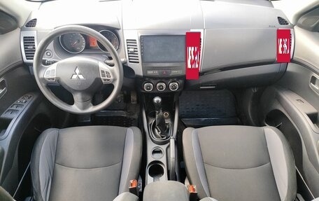 Mitsubishi Outlander III рестайлинг 3, 2009 год, 679 000 рублей, 10 фотография