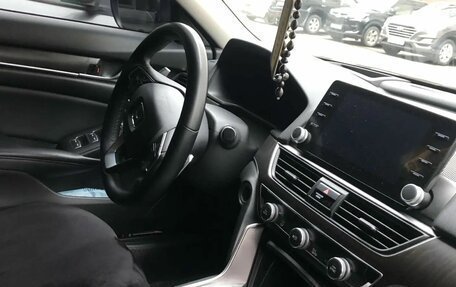 Honda Accord IX рестайлинг, 2018 год, 2 500 000 рублей, 9 фотография