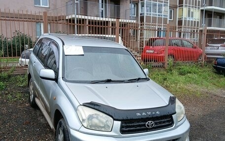 Toyota RAV4, 2001 год, 650 000 рублей, 1 фотография