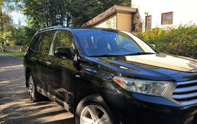 Toyota Highlander III, 2012 год, 1 600 000 рублей, 1 фотография