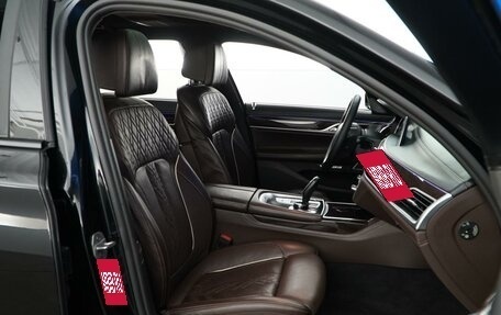 BMW 7 серия, 2016 год, 4 050 000 рублей, 8 фотография
