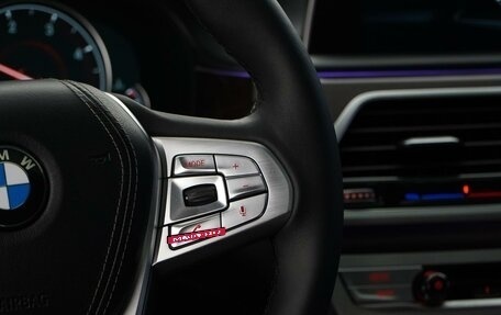 BMW 7 серия, 2016 год, 4 050 000 рублей, 28 фотография