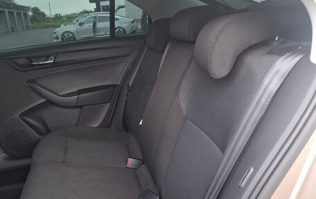 Skoda Rapid I, 2018 год, 1 100 000 рублей, 7 фотография