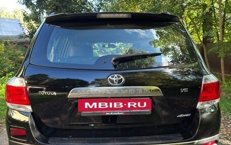 Toyota Highlander III, 2012 год, 1 600 000 рублей, 22 фотография