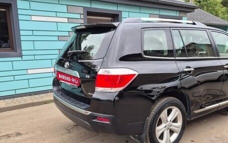Toyota Highlander III, 2012 год, 1 600 000 рублей, 27 фотография